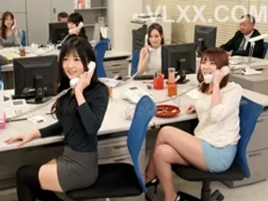 Xoa hột le chị gái vú to bướm hồng hào